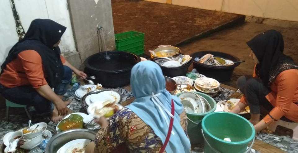 Dua Jempol, Untuk Petugas Kebersihan Pemko Pariaman