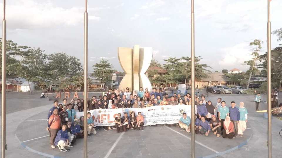 DPD KNPI dan FYC Kota Pariaman gandeng Belia Malaysia Deklarasi Persaudaraan Pemuda Serumpun