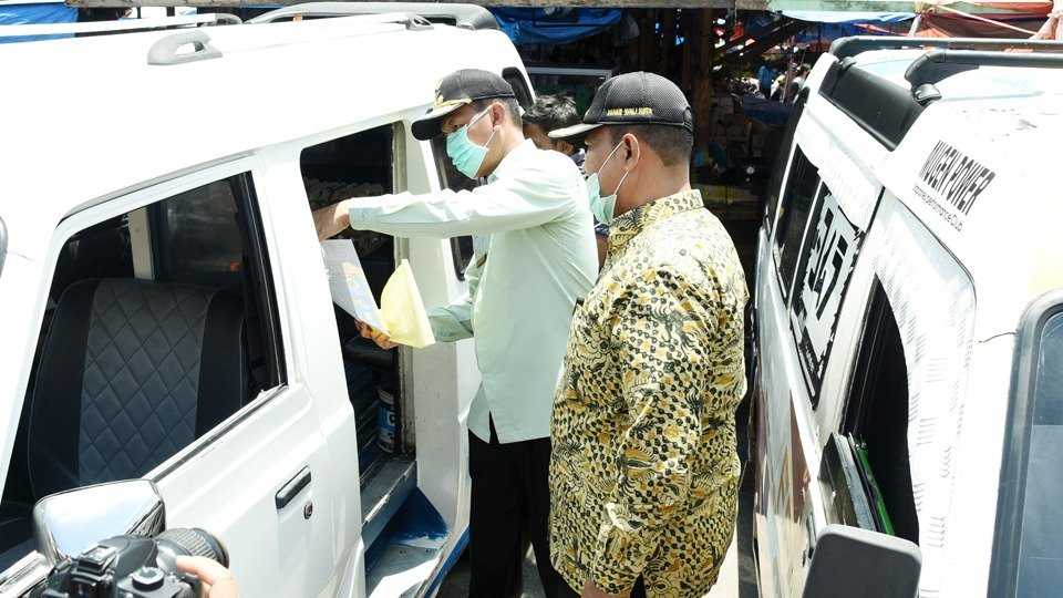 Cegah Corona, Pemko Pariaman Lakukan Penyemprotan Desinfektan di Sarana Umum
